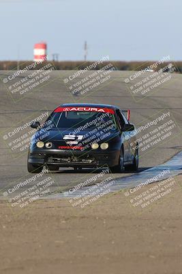 media/Nov-16-2024-CalClub SCCA (Sat) [[641f3b2761]]/Group 4/Race (Outside Grapevine)/